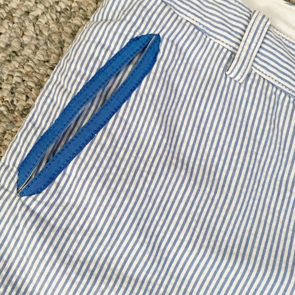 Lilly Pulitzer Mitzie Seersucker Ankle Pants Blue & White | Size 12 Preppy - Picture 3 of 5